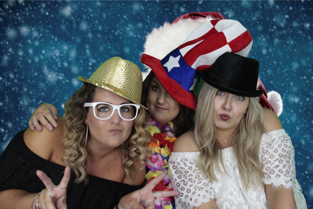 DHL South Regional Meeting | View more photos from the event at gallery.myphotoboothexperience.co.uk/u/MyPhotoBoothExperienceLtd/DHL-South-Regional-Meeting
